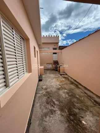 Imagem Casa à Venda