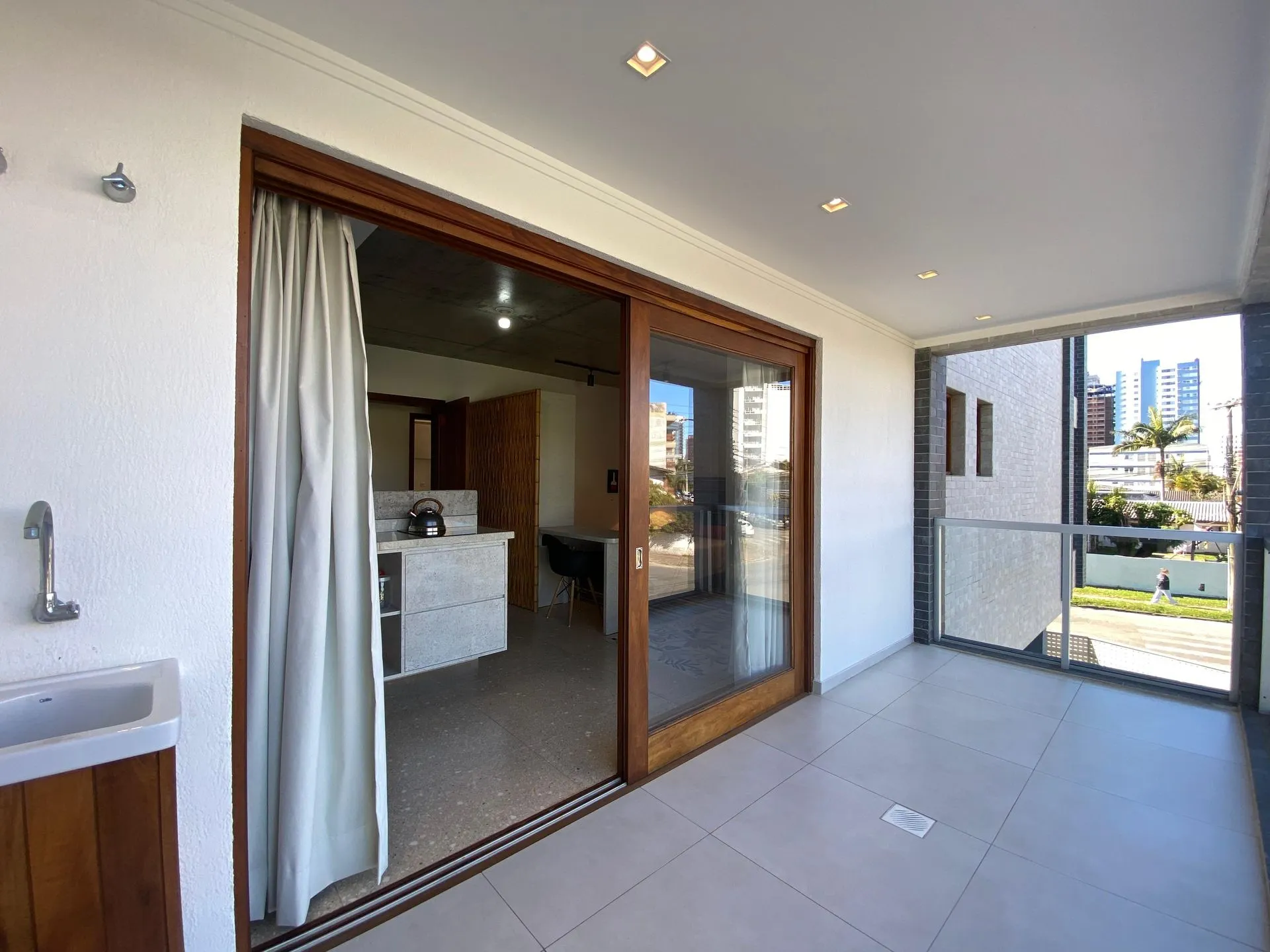 Imagem Studio à venda em Torres, Centro, com 1 quarto, 41.25m2