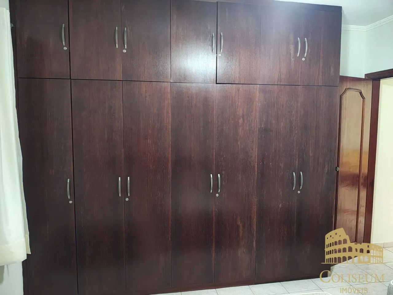 Imagem Apartamento 1 Dormitório, 1 Vaga, 50 mts da Praia