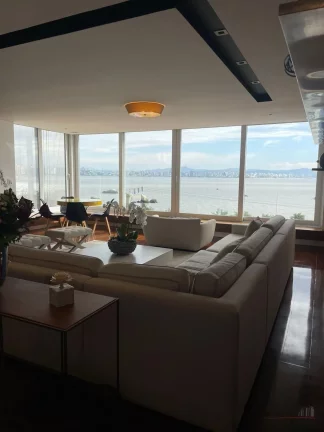 Imagem Apartamento de Alto Padrão com Vista Panorâmica para o Mar na Beira-Mar Norte Excelente oportunida...