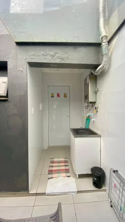 Imagem Casa de Alto Padrão em Garopaba-SC: 3 Suítes, 147m², Mobiliada, Próx. à Praia Central