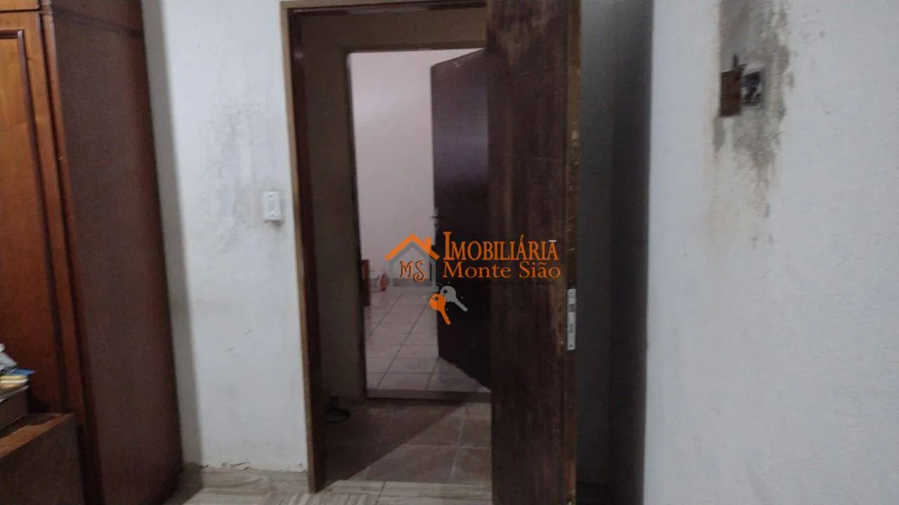 Imagem Casa com 2 dormitórios à venda, 300 m² por R$ 745.000,00 - Jardim Vila Galvão - Guarulhos/SP