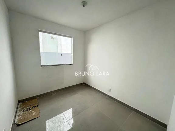 Imagem Casa à Venda em Betim, no Bairro Tiradentes