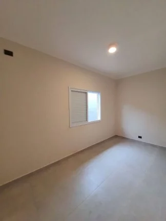Imagem Casa com 2 dormitórios à venda, 74 m² por R$ 470.000,00 - Caiçara - Praia Grande/SP