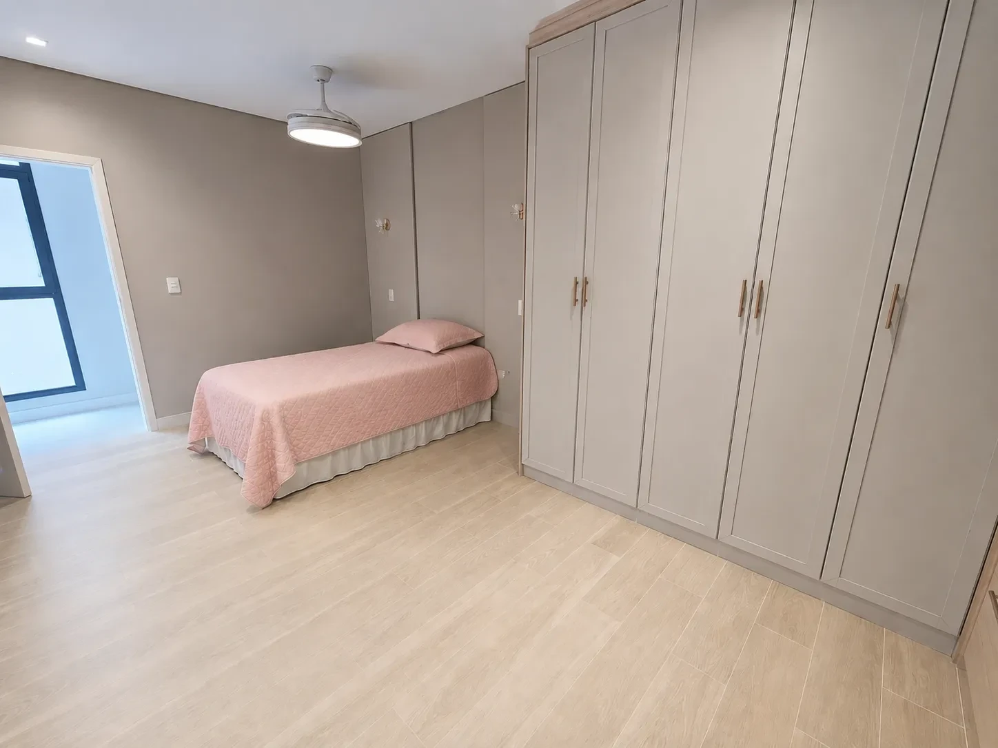 Imagem Sobrado com 5 Quartos à Venda, 271 m² em Jardim Casqueiro - Cubatão