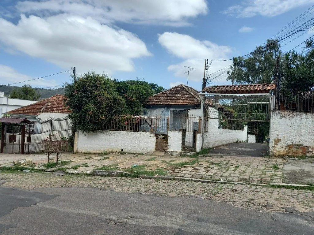 Imagem Terreno para Venda - 0m², 0 dormitórios, Teresópolis