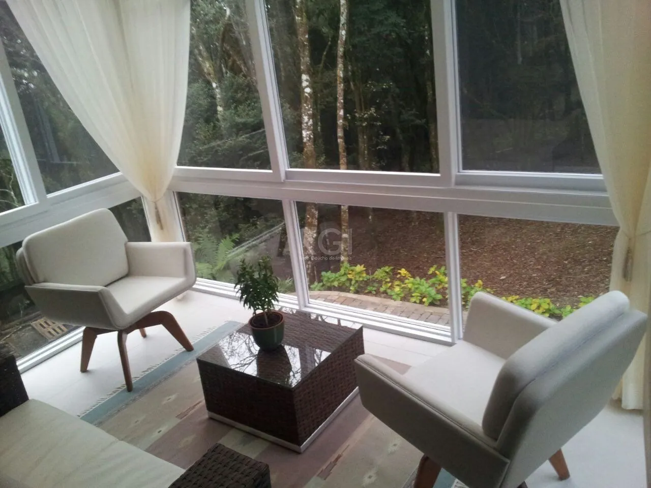 Imagem Casa Condominio para Venda - 327.75m², 3 dormitórios, sendo 3 suites, 3 vagas - Floresta