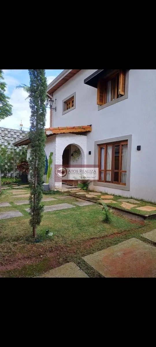 Imagem Casa Térrea em Moema: 3 Suítes e 210m² por R$2.550.000