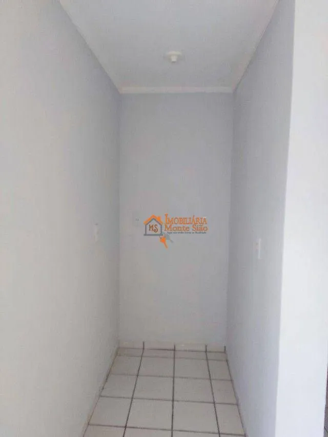 Imagem Sobrado com 3 dormitórios à venda, 180 m² por R$ 750.000,00 - Jardim Ottawa - Guarulhos/SP
