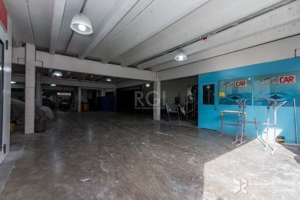 Imagem Prédio à venda 2236m² Avenida OTTO NIEMEYER, Tristeza, Porto Alegre.