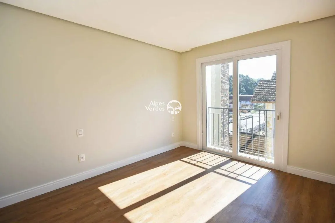 Imagem Vende-se apartamento em Gramado a cerca de 5 minutos da Rua Coberta