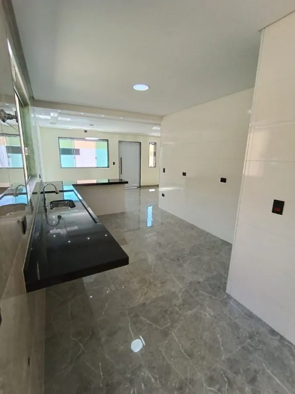 Imagem CASA COM 145,00 m² - MARACANÃ - PRAIA GRANDE SP