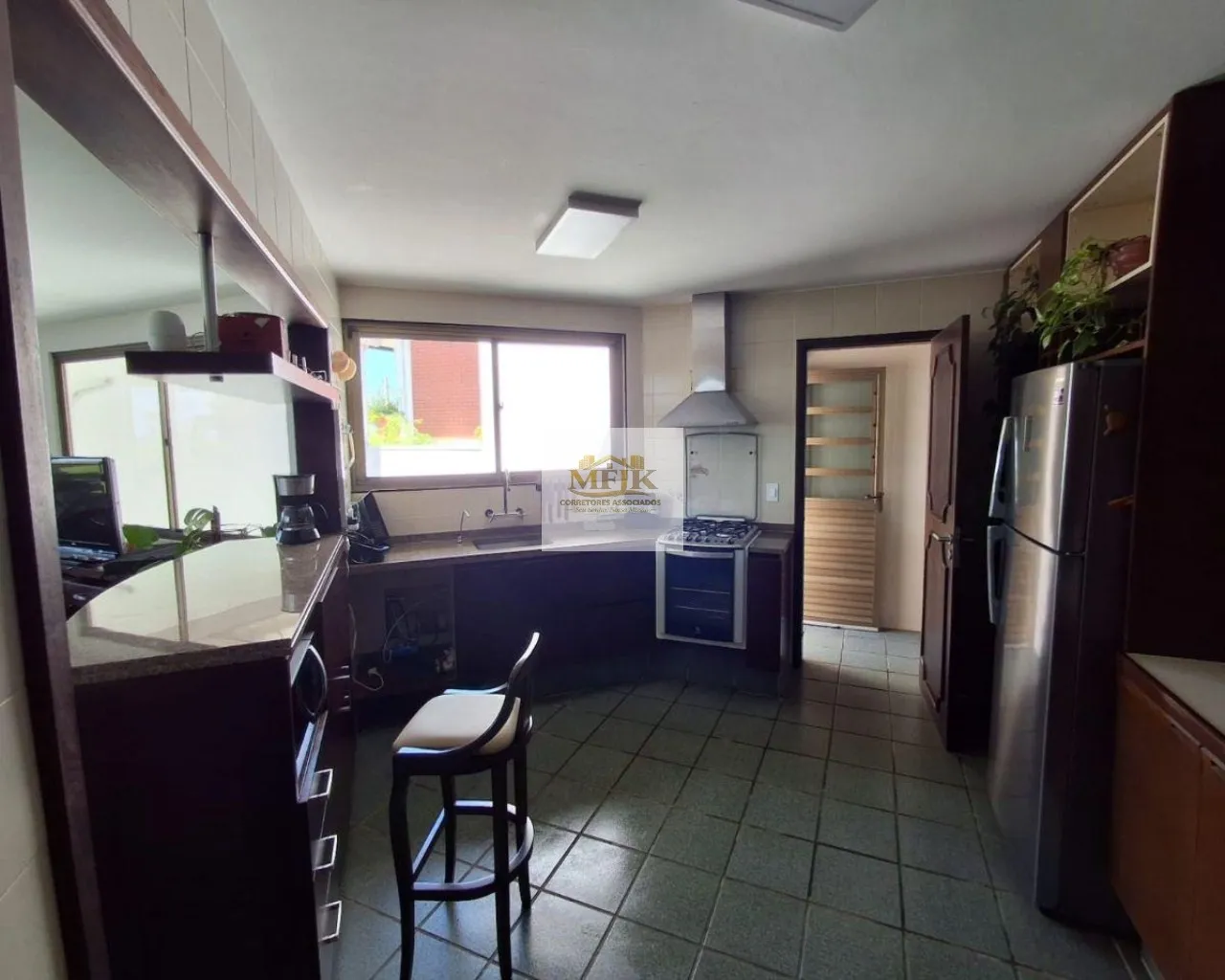 Imagem Imperdível! Casa beira mar com 4 suítes no Atami Norte, Pontal do Paraná-PR - 297m² - 2 vagas - Agende sua visita!