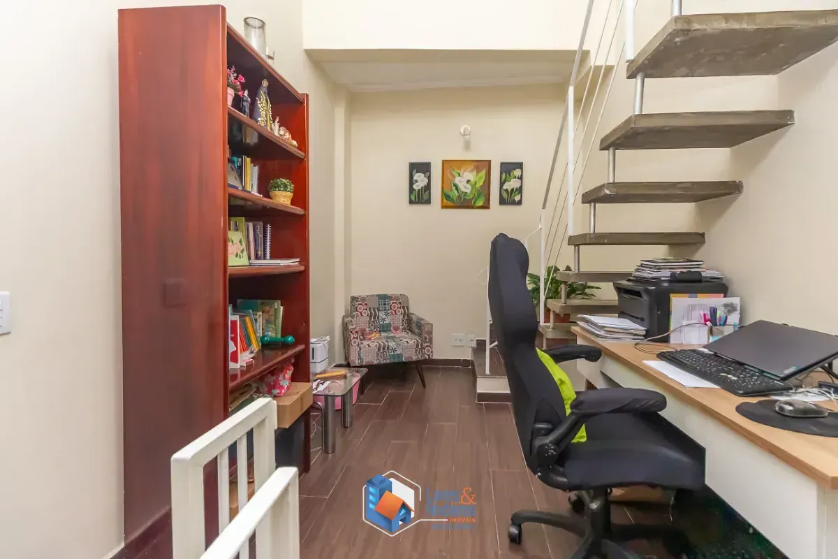 Imagem Casa para venda em Vila Anglo Brasileira com 3 quartos, sendo 2 suítes, 286m²