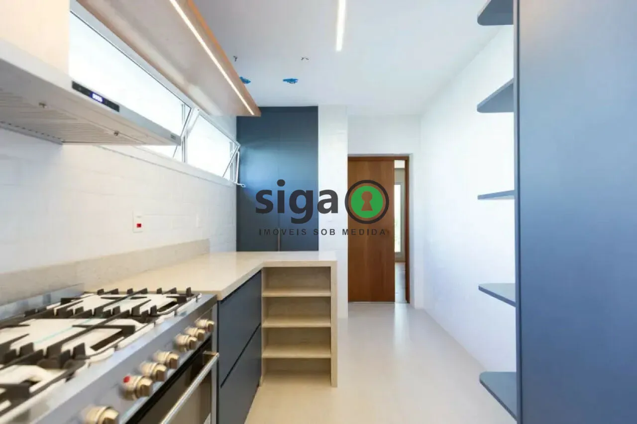 Imagem Apartamento Reformado de Alto Padrão na Melhor Rua do Itaim Bibi.