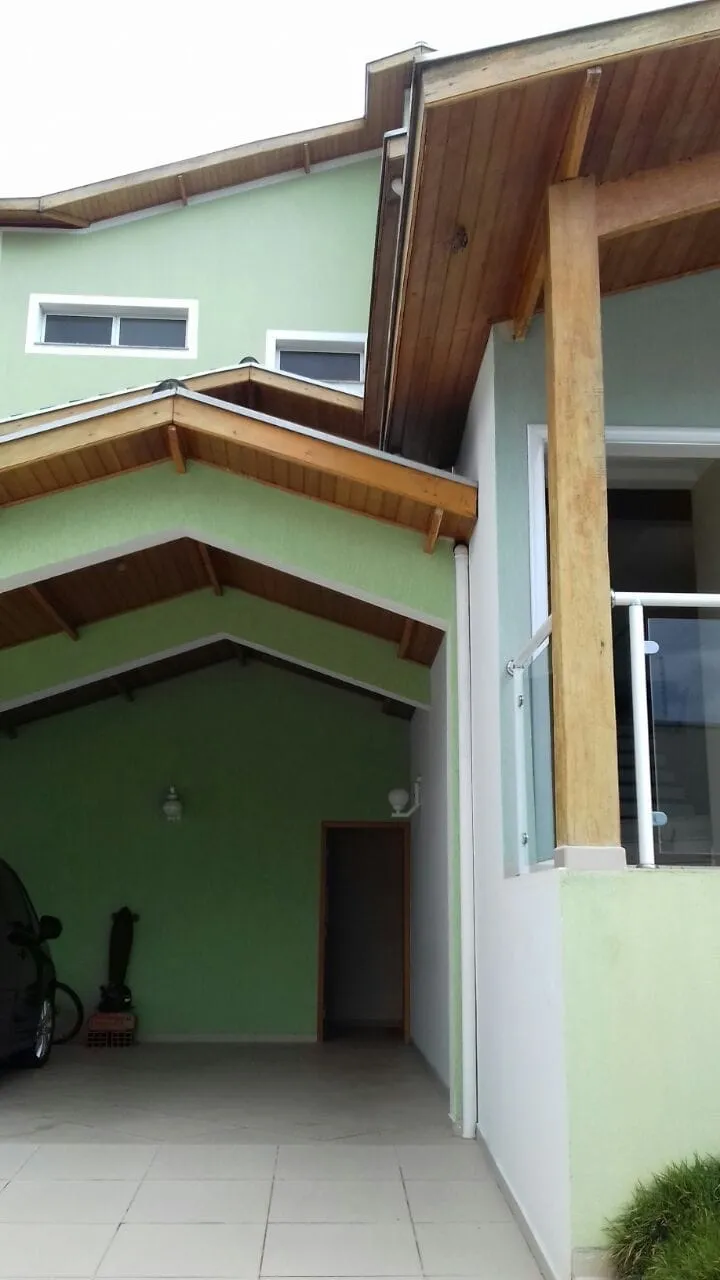 Imagem Casa à venda 3 Quartos, 3 Suites, 2 Vagas, 744.44M², Portal das Colinas, Guaratinguetá - SP