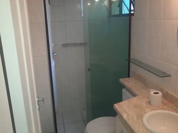 Imagem Ótimo apto, no centro da cidade próximo ao Sesc, com 2 quartos com armários, sala 2 ambientes, co...