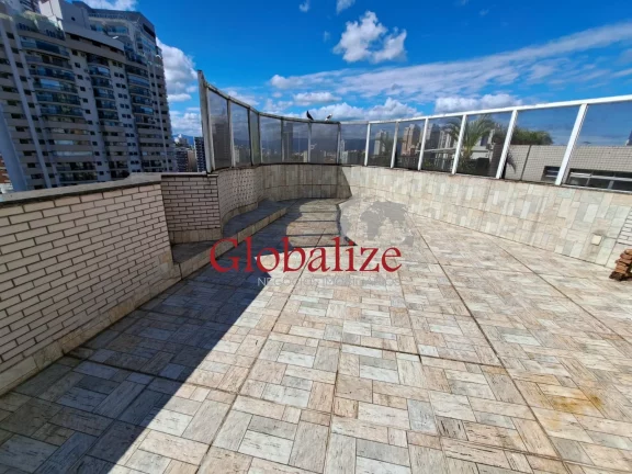 Imagem Cobertura à venda com 422m², 3 suítes, dependência, 3 vagas por R$1.200.000,00 na Ponta da Praia em Santos