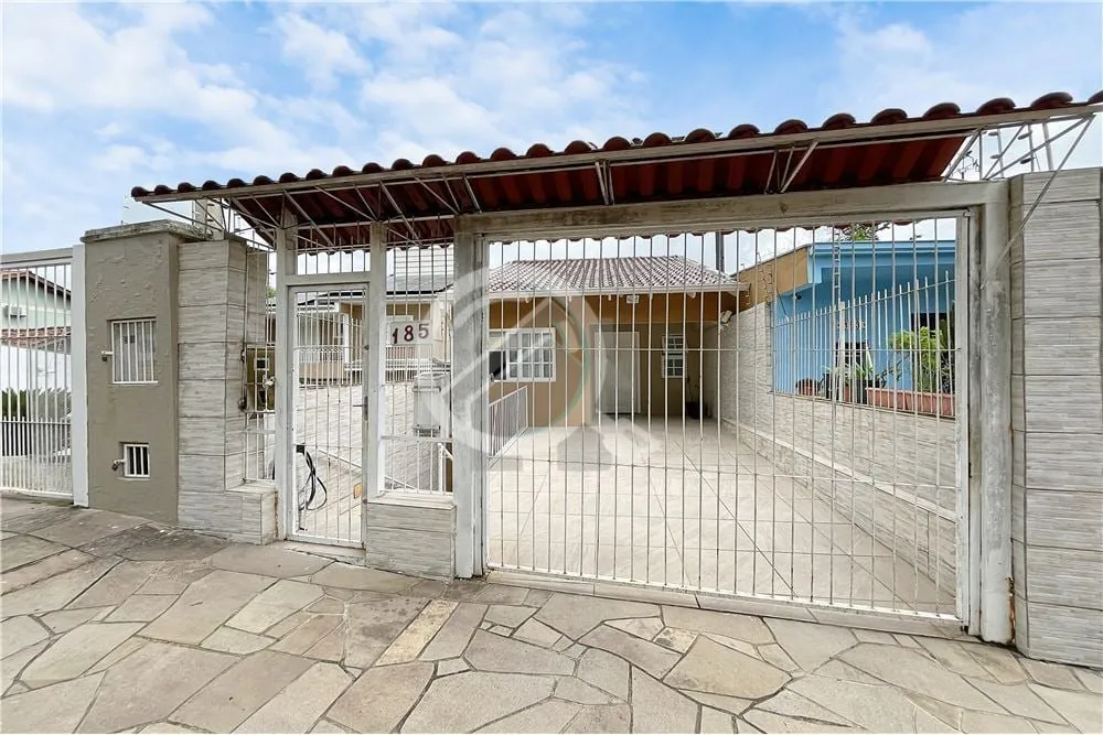 Imagem Maravilhosa casa de 02 dormitórios, um sacadão elegante em vidro blindex, com um toque especial de...