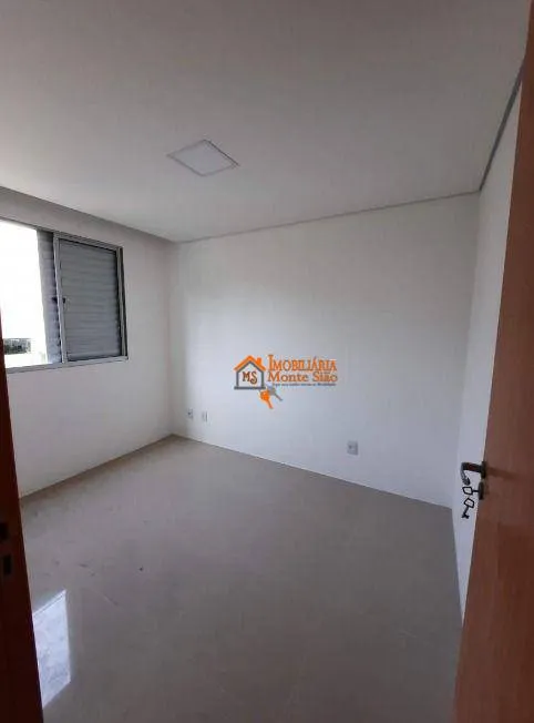 Imagem Apartamento com 2 dormitórios à venda, 43 m² por R$ 260.000,00 - Água Chata - Guarulhos/SP