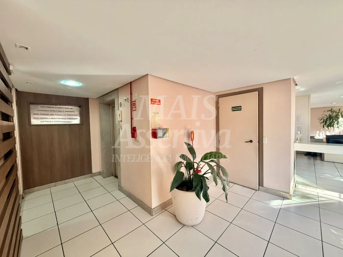 Imagem Apartamento semi mobiliado para venda no Edifício Downtown, Centro de Novo Hamburgo/RS.