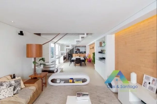 Imagem Sobrado com 3 Quartos e 3 banheiros à Venda, 196 m² por R$ 2.180.000