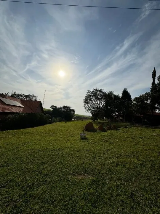 Imagem Terreno de 1.280,00m² para venda no Condomínio de Chácaras Portal dos Lagos em Boituva/SP.