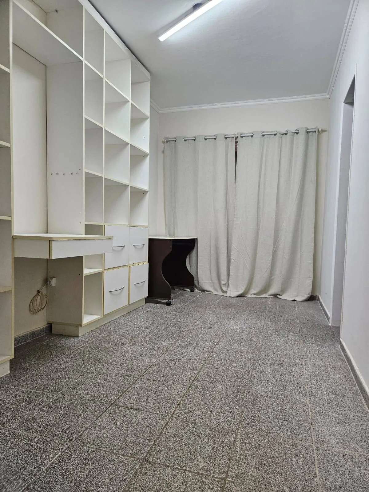 Imagem Linda Casa Nova em Higienópolis - 700m² de Terreno, 4 Suítes e Área de Lazer Completa