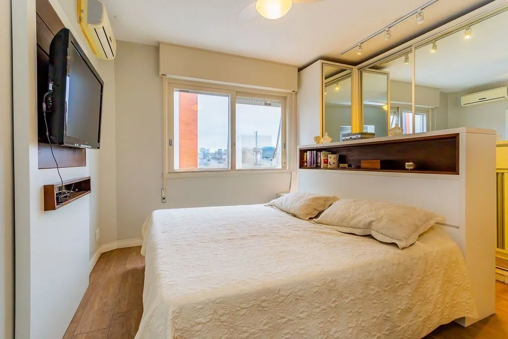 Imagem Apartamento 3 dorms à venda Rua Vinte e Quatro de Outubro, Moinhos de Vento