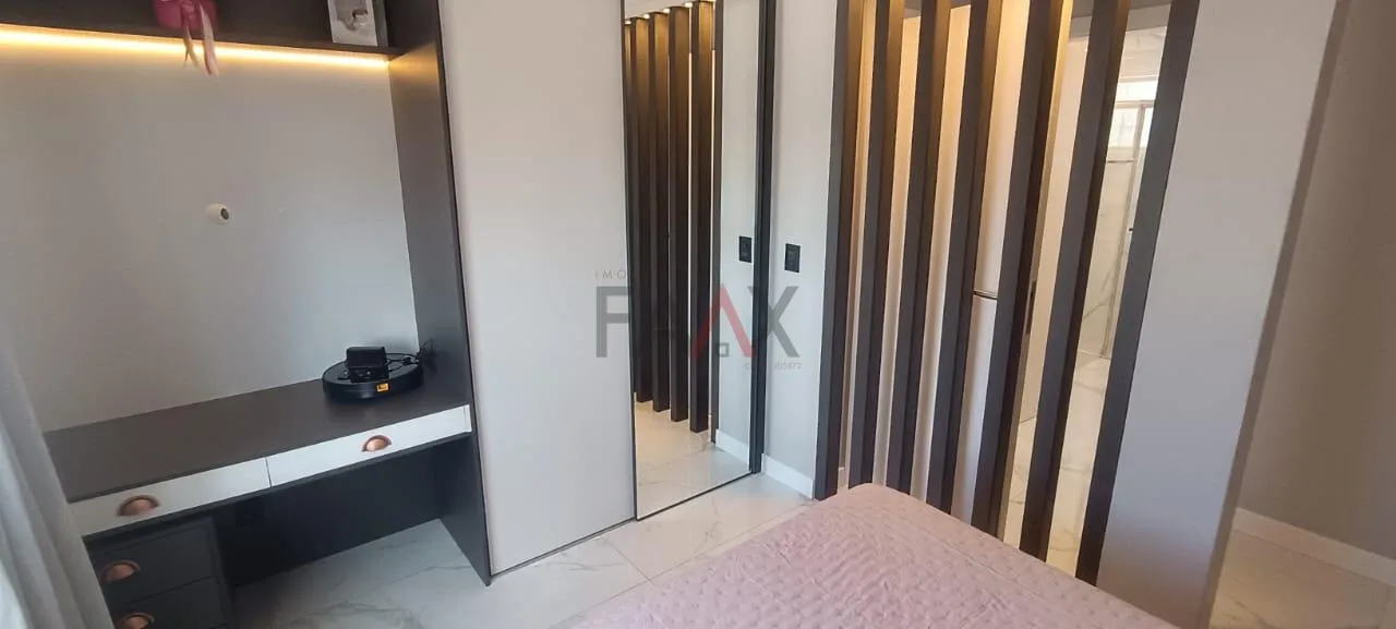 Imagem Sobrado à Venda em Bonsucesso 3 Quartos Suíte com Hidro e Energia Solar