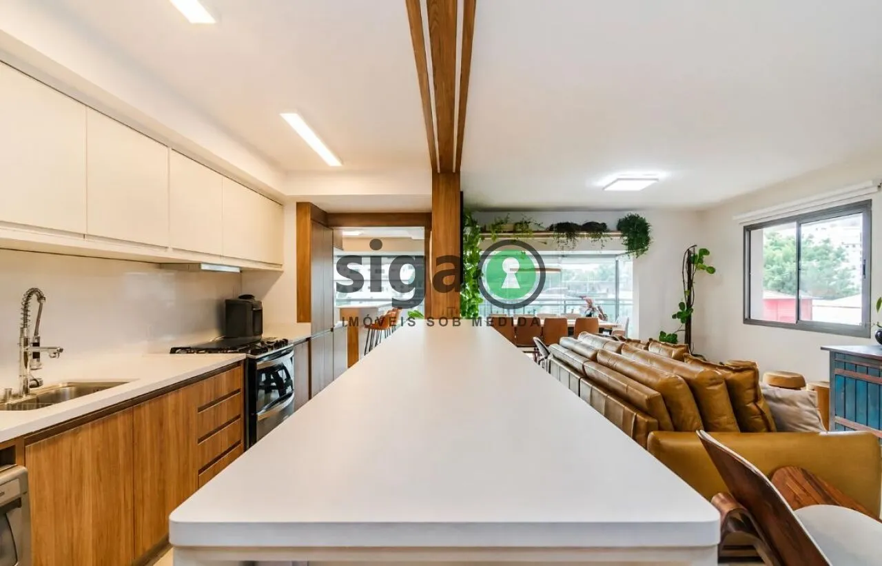 Imagem Apartamento em Perdizes à Venda, com 206m² com 4 suítes, 3 vagas, Semi Mobiliado.