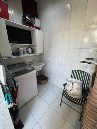 Imagem Casa Maravilhosa 98 m² 2 Dormitorios com panejados e 2 Vagas de Garagens