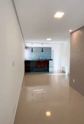 Imagem Sobrado à Venda 2 suites, churrasqueira, 2 vagas, na Ocian, Praia Grande - Fino Acabamento! 410mil