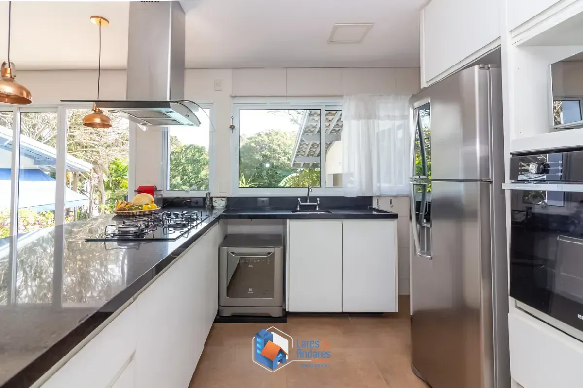 Imagem Casa para venda em Chácara Monte Alegre com 4 quartos, sendo 2 suítes, 370m²