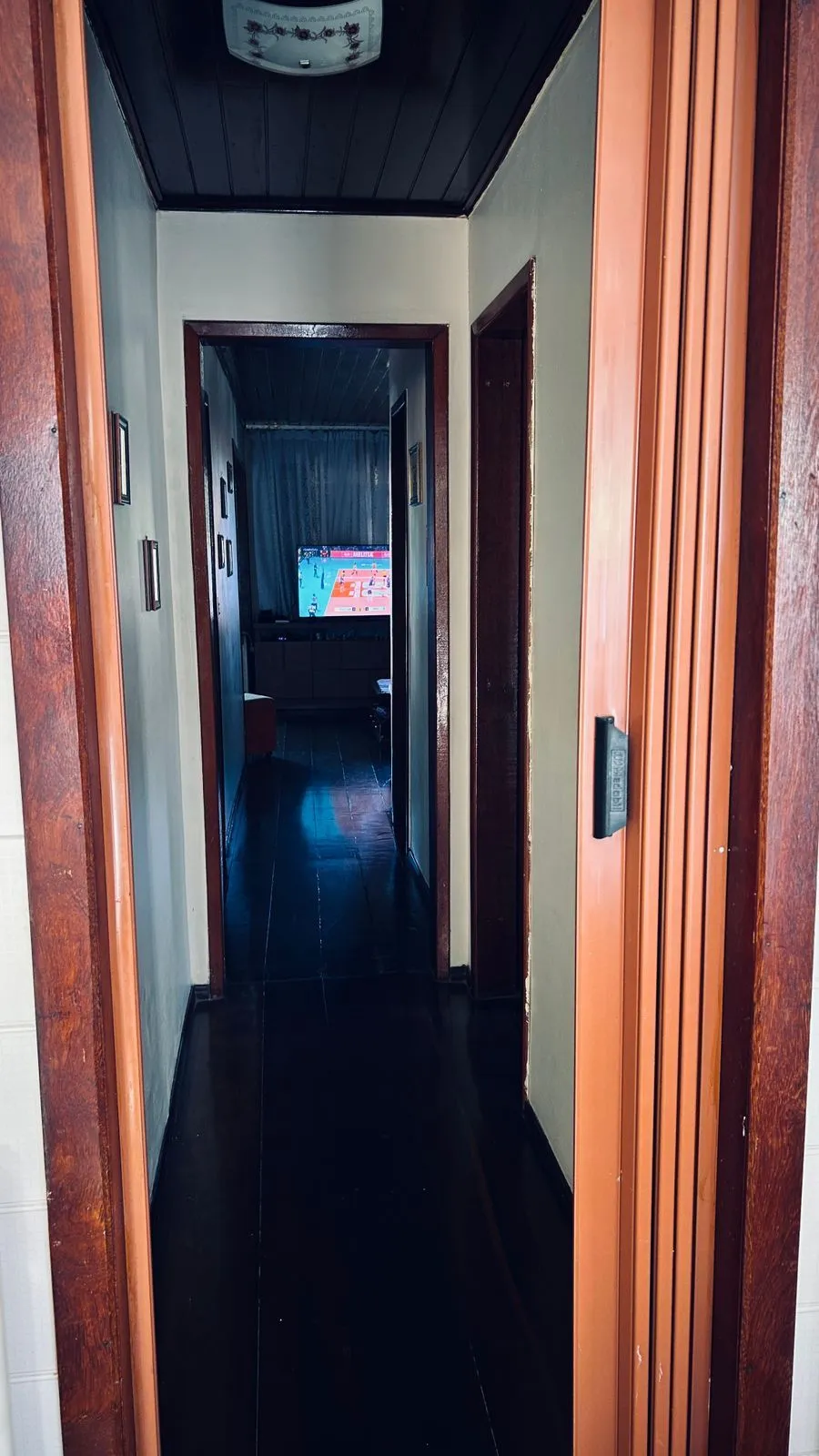 Imagem Casa com 2 dormitórios e edícula nos fundos no Bairro Nonoai