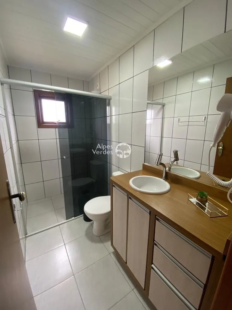 Imagem Vende-se casa com 3 dormitorios a 5 minutos da catedral de pedra