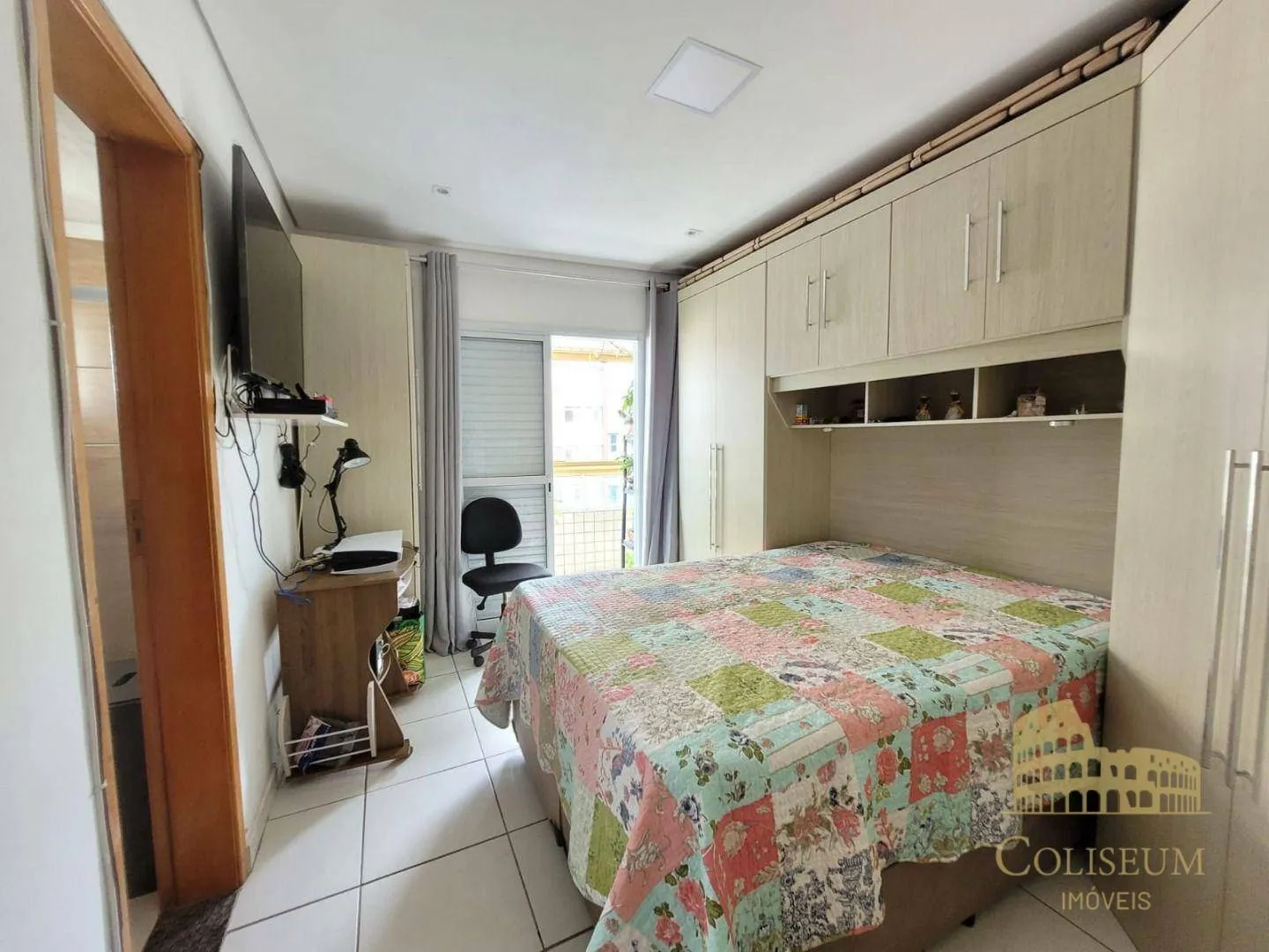 Imagem Apartamento com 3 dormitórios à venda, 105 m² por R$ 690.000,00 - Tupi - Praia Grande/SP