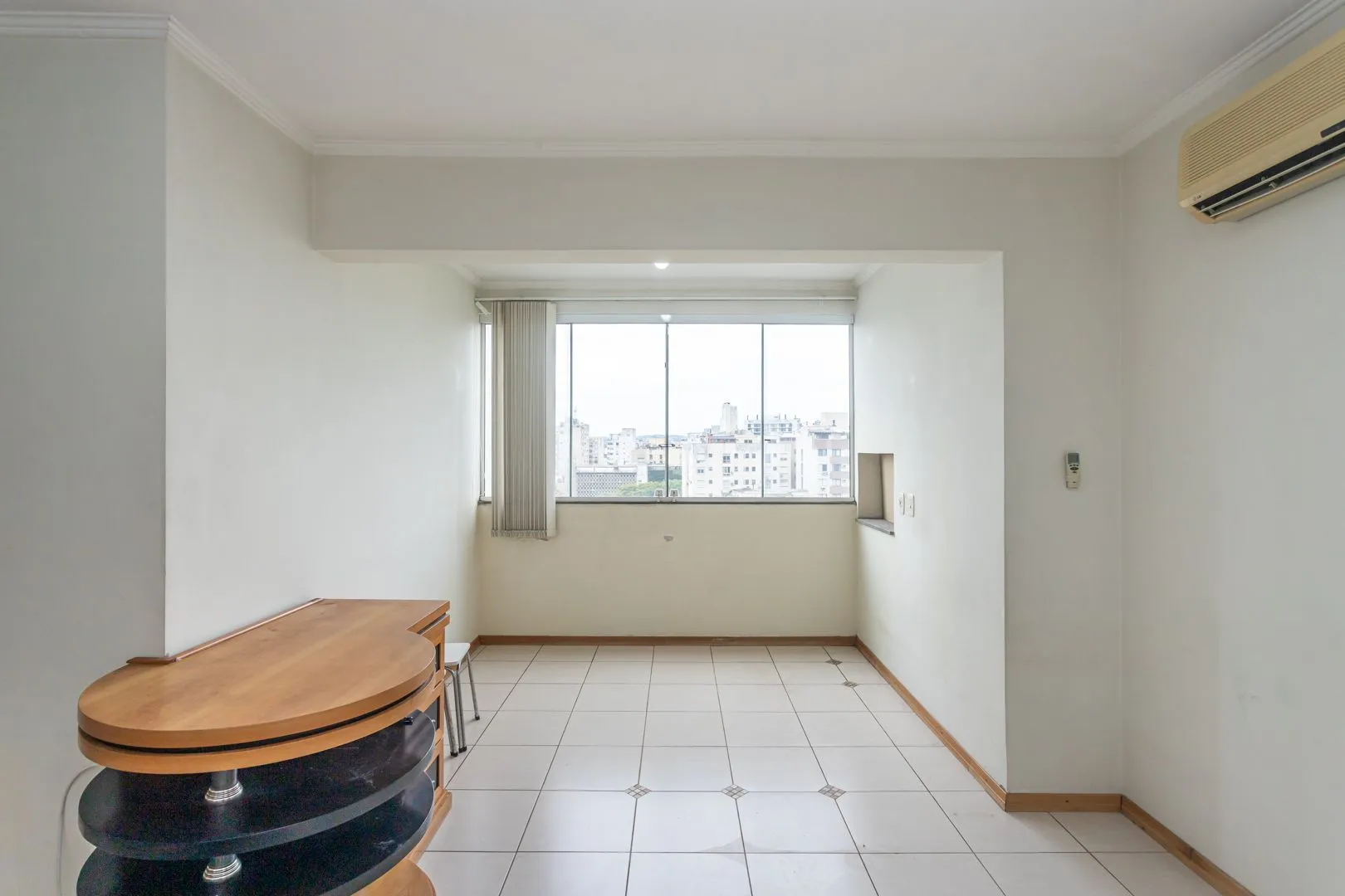 Imagem Apartamento na Cidade Baixa de 2 dormitórios e vaga DESOCUPADO
