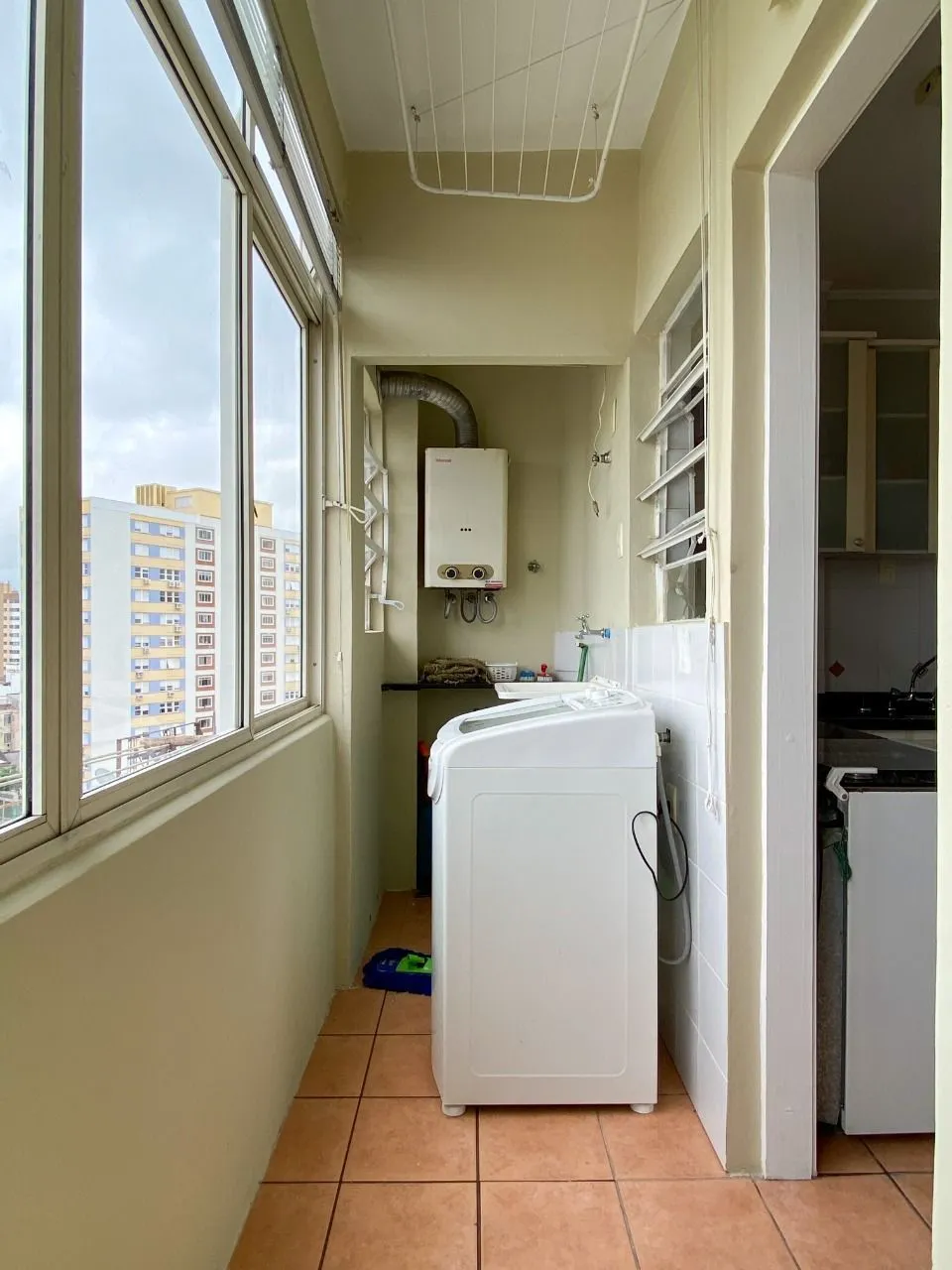 Imagem Apartamento 3 dormitórios, com linda vista, em frente ao Hospital de Clínicas