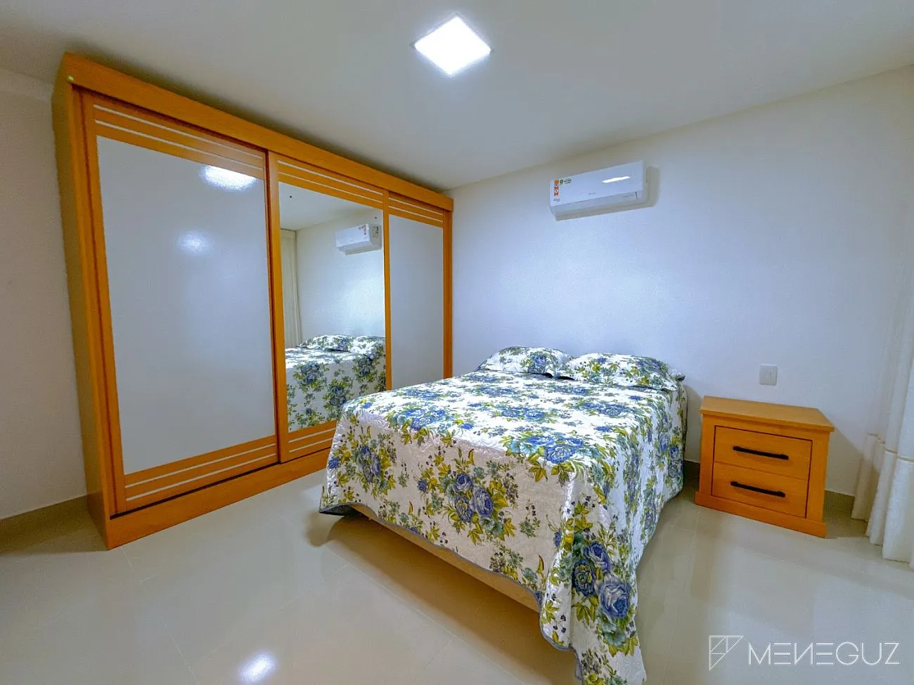 Imagem Residência Paradisíaca: Apartamento de 3 Quartos com Vista Deslumbrante para o Mar!