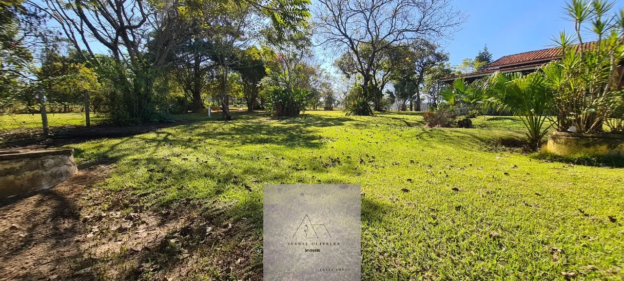 Imagem Chácara à venda em Cesário Lange-SP, 3 quartos, 1 suíte, 3 salas, 4 banheiros, 300m² de área!