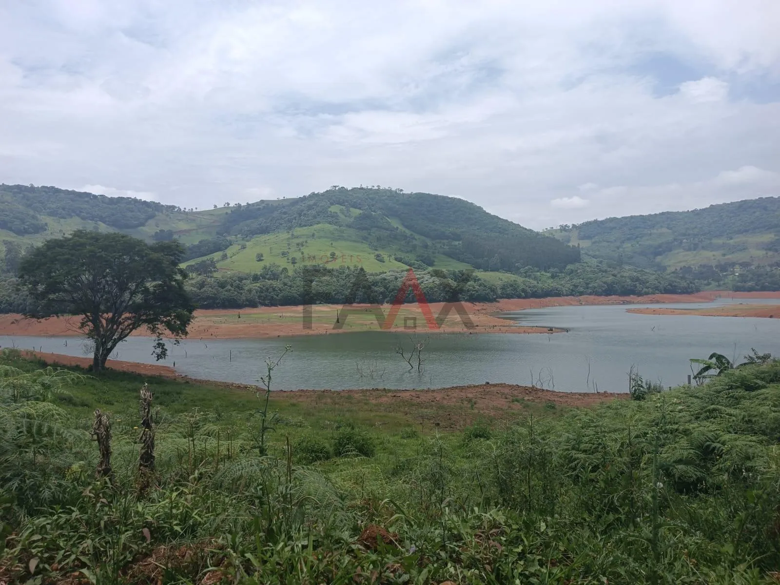 Imagem TERRENO NO PARAÍSO ALAGADO FAXINAL DO CÉU - LAGEADO FEIO- PR - Feio só o nome