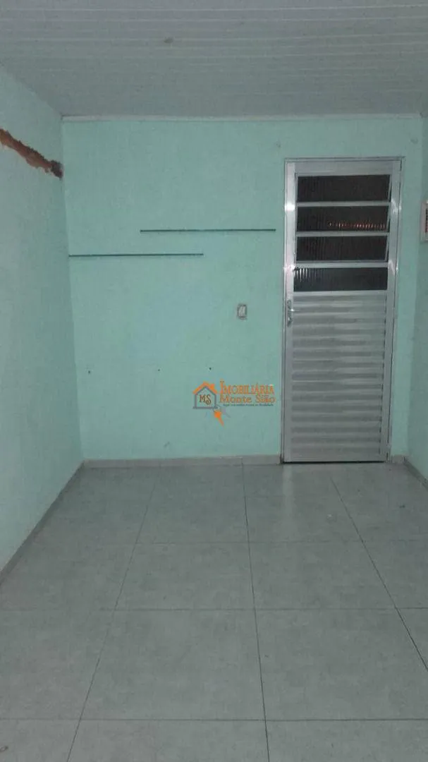 Imagem Sobrado com 12 dormitórios à venda, 375 m² por R$ 350.000,00 - Taboão - Guarulhos/SP