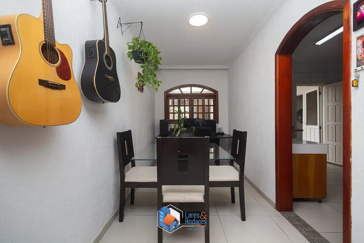 Imagem Casa para venda em Cidade Monções com 3 quartos, sendo 1 suíte, 217m²