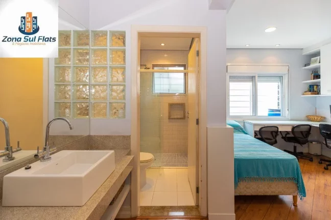 Imagem Casa Alto Padrão à Venda No Jardim Prudência Com 3 Suítes e 3 Vagas