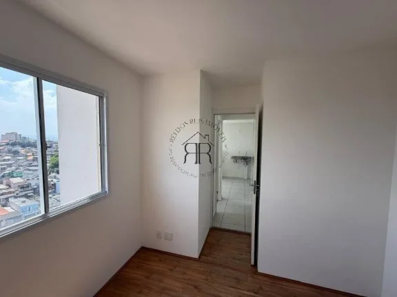 Imagem Apartamento de 32 m², sendo 2 quartos, sala, cozinha, banheiro e lavanderia.
O edifício possui ele...