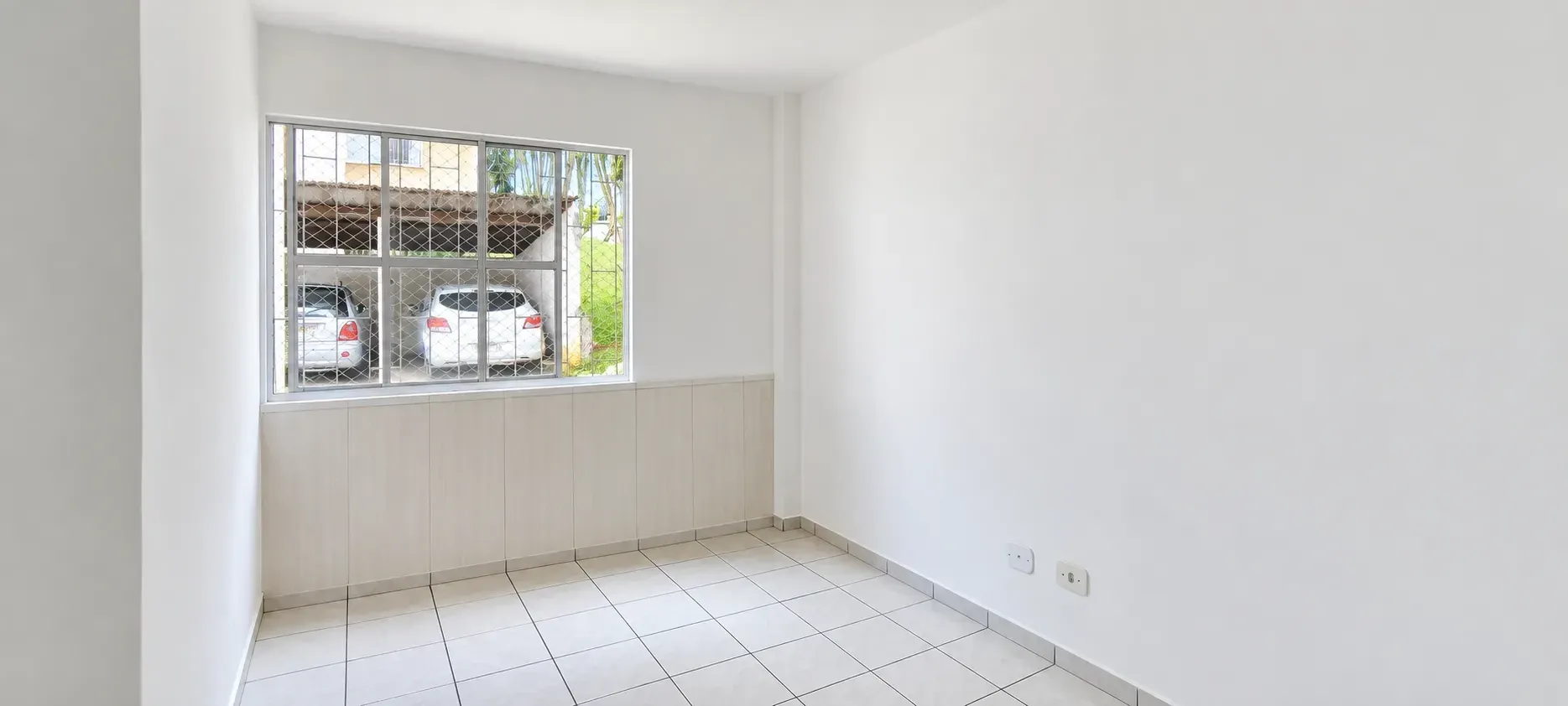 Imagem Apartamento com 2 Quartos à Venda, 44 m² em Coqueiros - Florianópolis