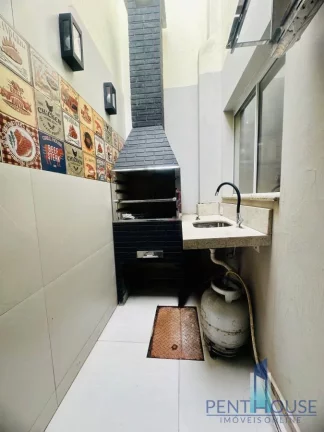Imagem Sobrado Geminado para Venda em Camboriú, TABULEIRO, 2 dormitórios, 2 suítes, 3 banheiros, 2 vagas