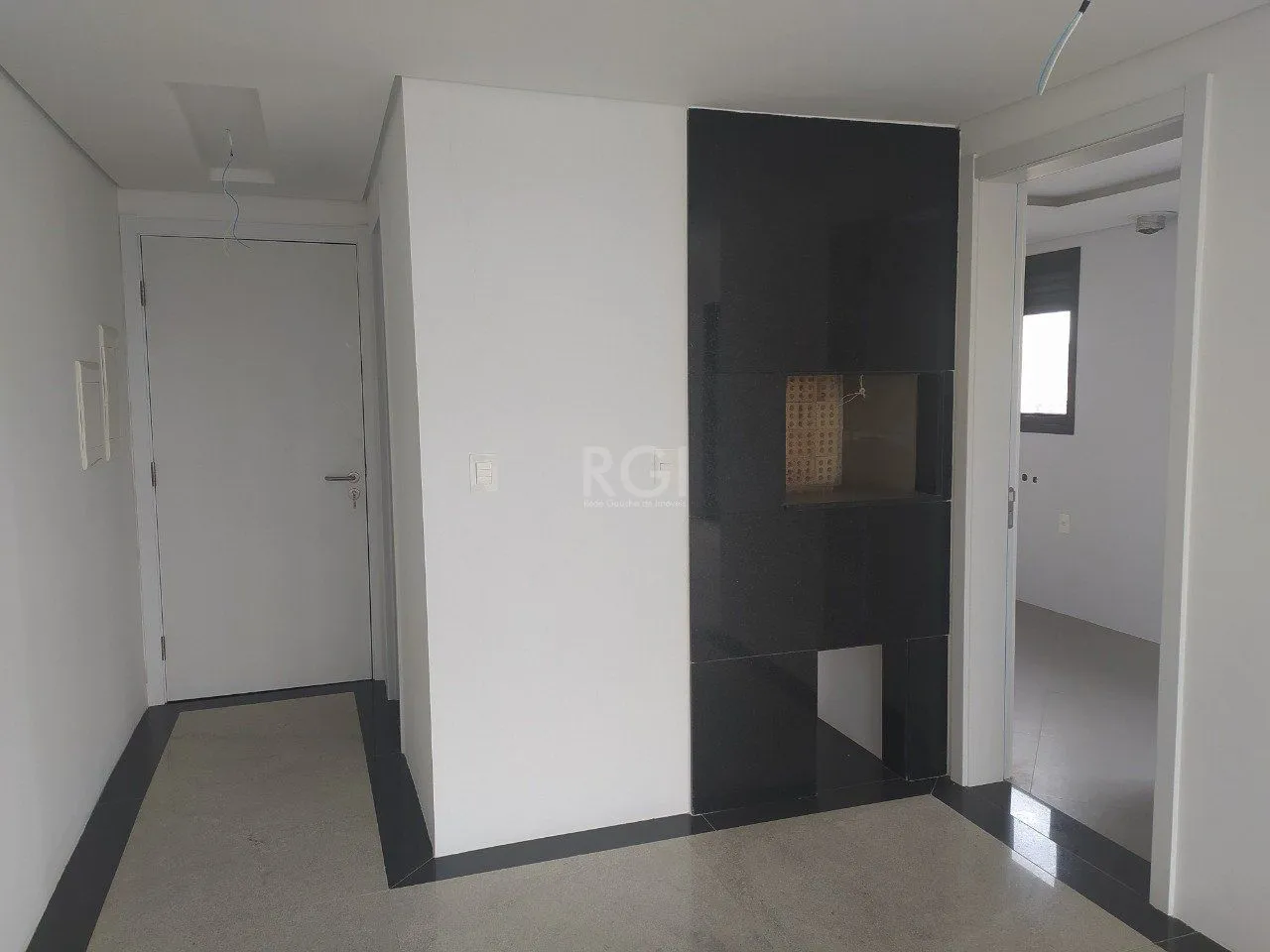 Imagem Apartamento para Venda - 119.65m², 3 dormitórios, sendo 1 suites, 2 vagas - Petrópolis