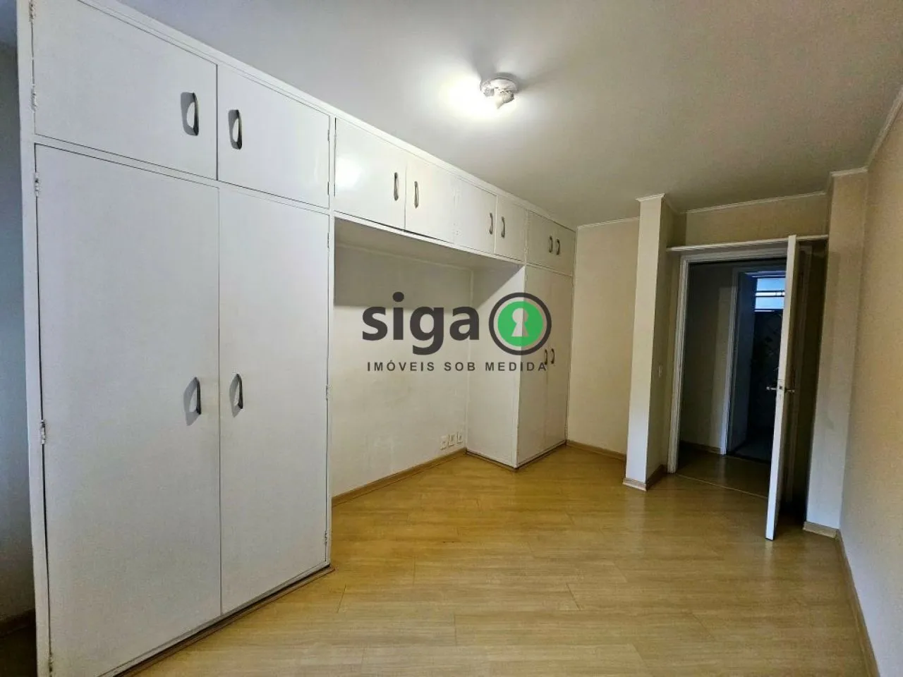 Imagem APARTAMENTO COM 3 QUARTOS SENDO 1 SUITE PARA VENDA E LOCAÇÃO NO ITAIM BIBI
